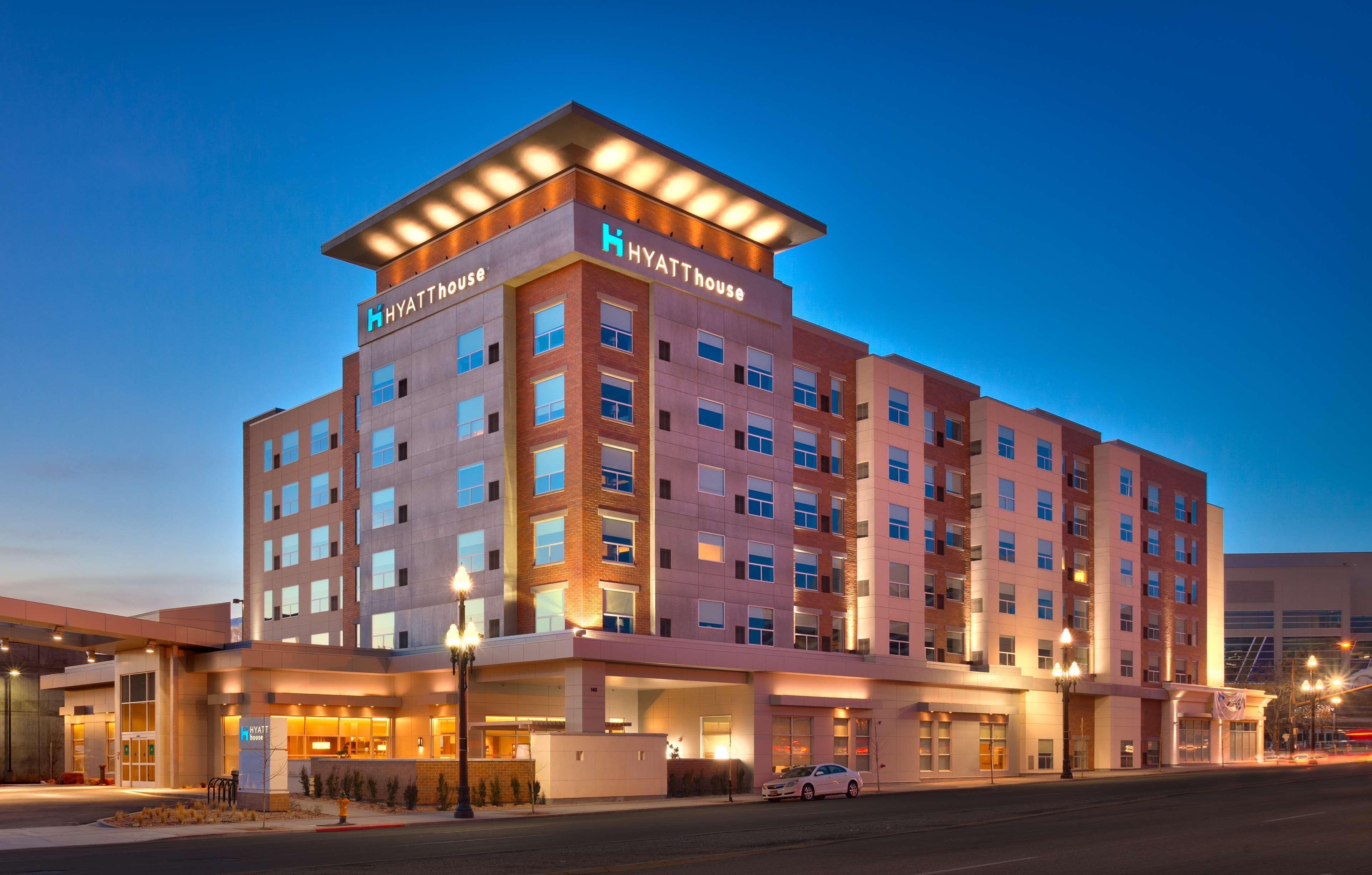 Hyatt House Salt Lake City Downtown Hotel Exterior photo